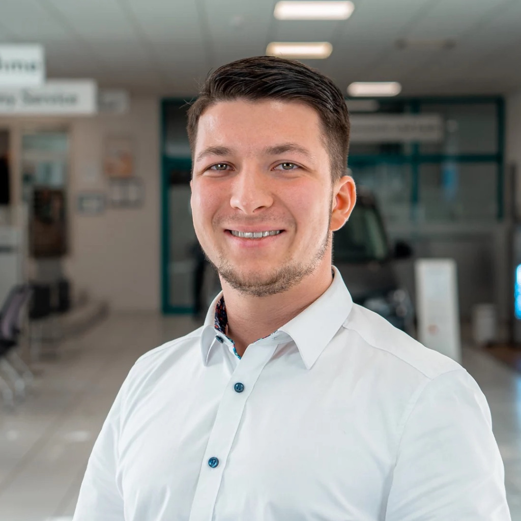 Autohaus Hasenjäger Gmbh & Co. Kg Ivo Heller - Kundendienstberater - Autohaus Pirna GmbH | XING