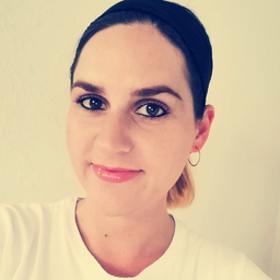Nadine Scholz