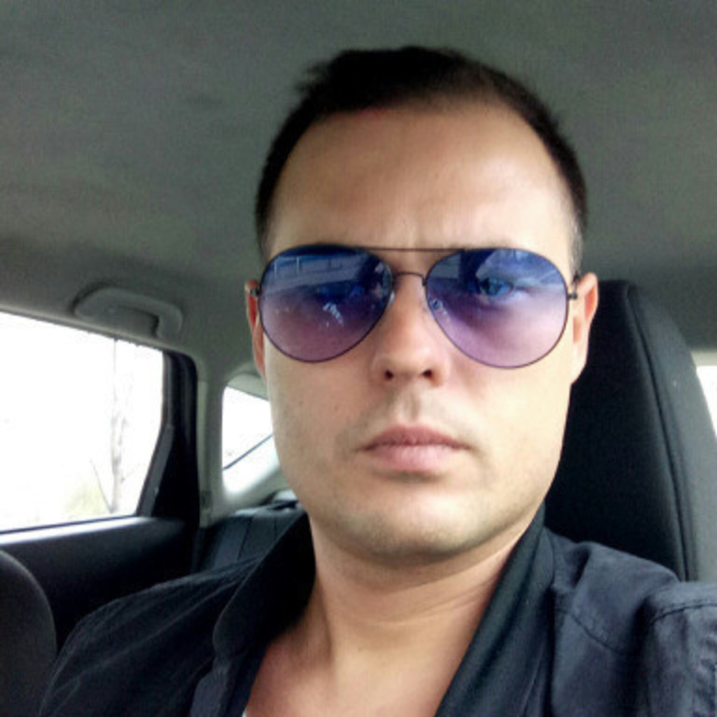 Konstantin Web Designer & SEO Business Web XING