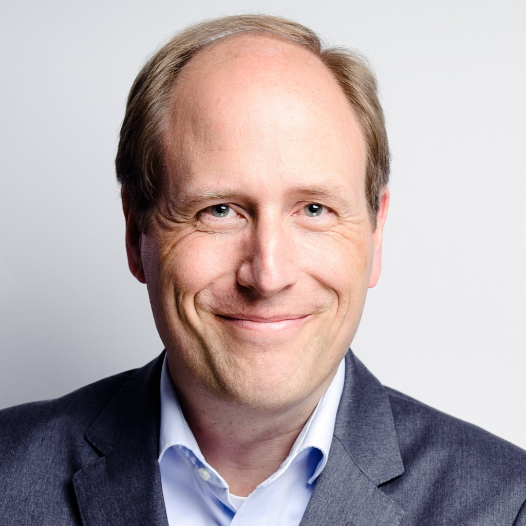 Dr. Gunnar Janson Legal Director Member of the Country Leadership