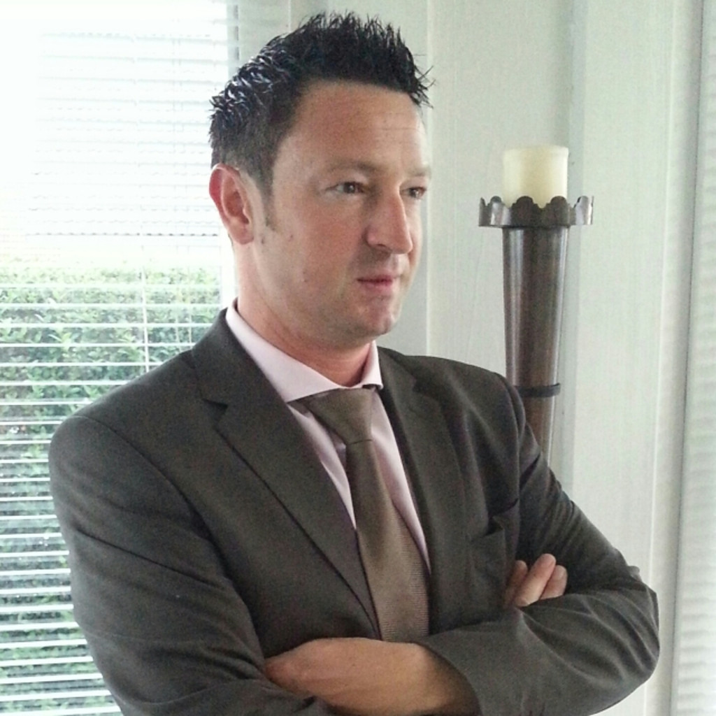 Franz Mayer technischer Kalkulator Interieur Dräxlmaier FS GmbH