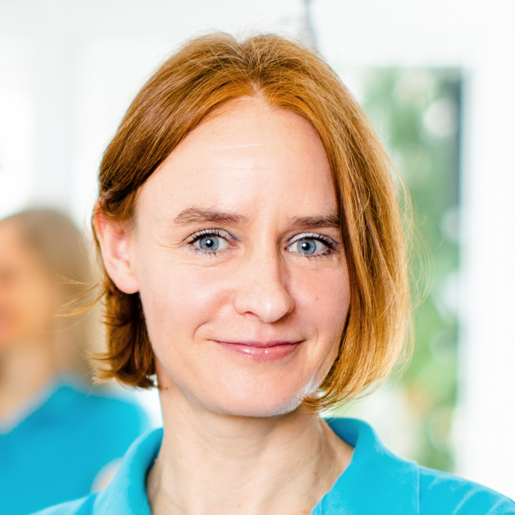 Dr. Britta Bunselmeyer Leitung _ Klinische
