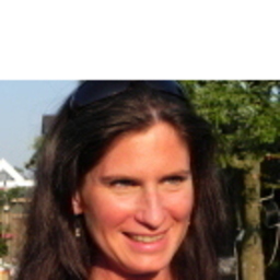 Dr. Britta Essing
