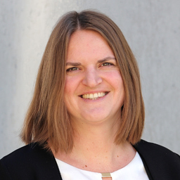 Dr. Katharina Langer