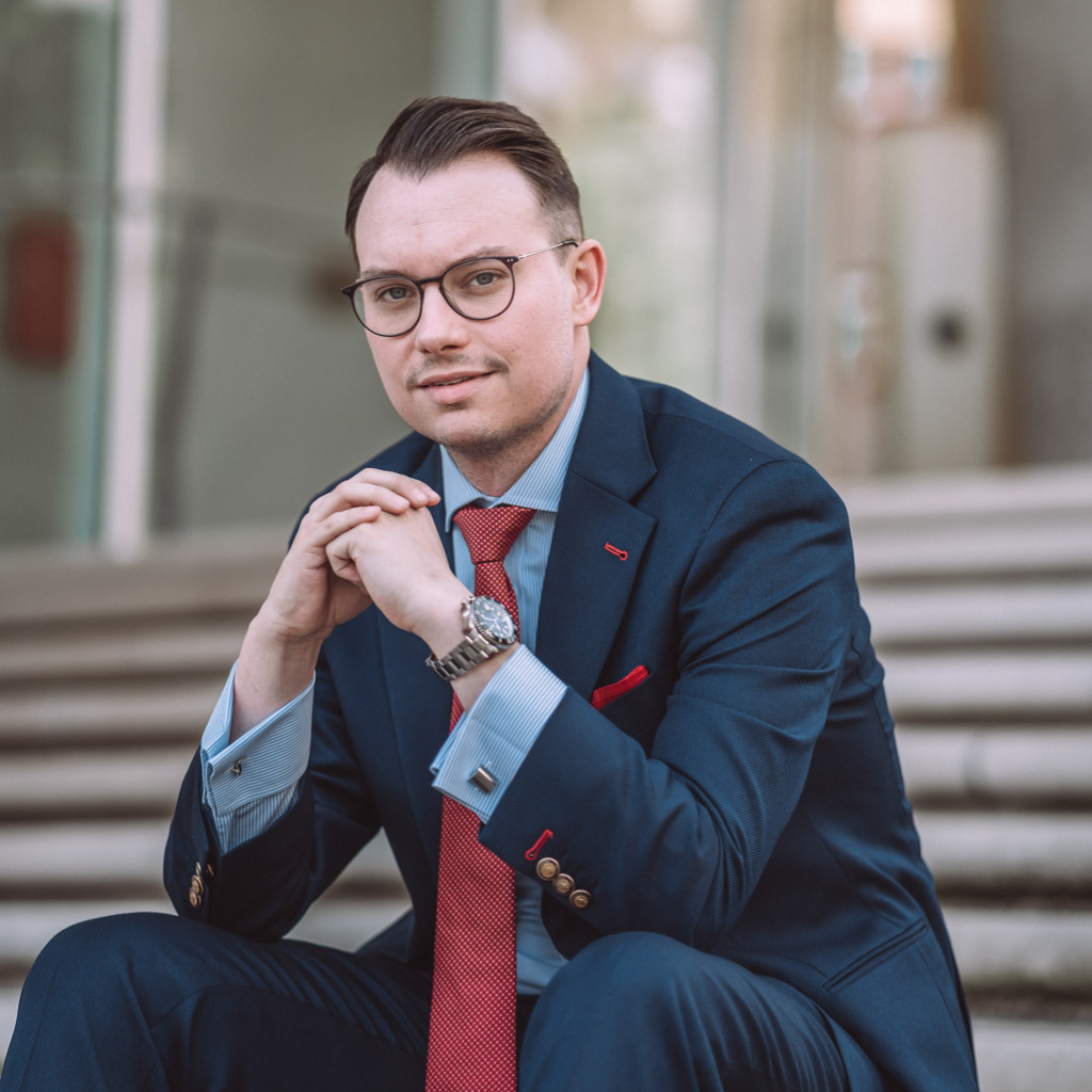 Kevin Willaschek Unternehmer Elbe Weser Real Estate XING