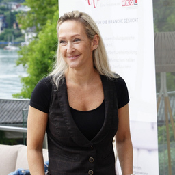 Tina Prokesch