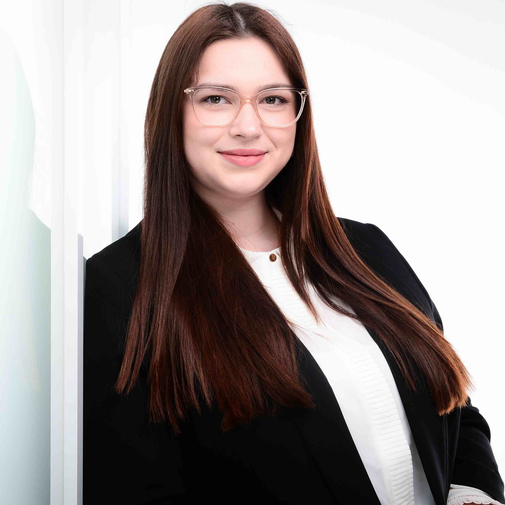 Nadine Brandt Ausbildung Kauffrau für Büromanagement LudwigErhard