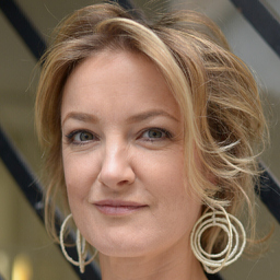 Mag. Verena Kövari