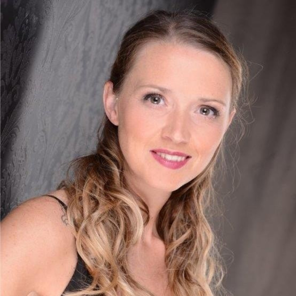 Nina Fohs Internationale Bilanzbuchhalterin ftronic GmbH XING