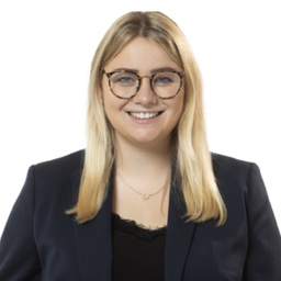 Mirijam Schrader