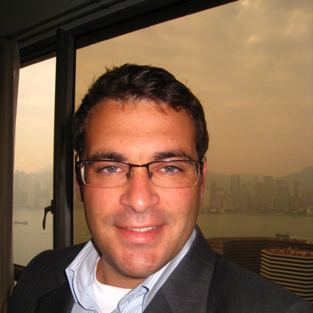 Simon Lorenz Global Marketing Director Binatone XING