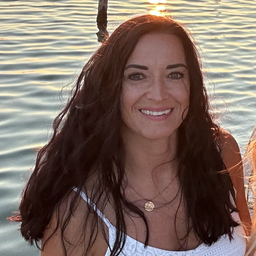 Nicole Löw