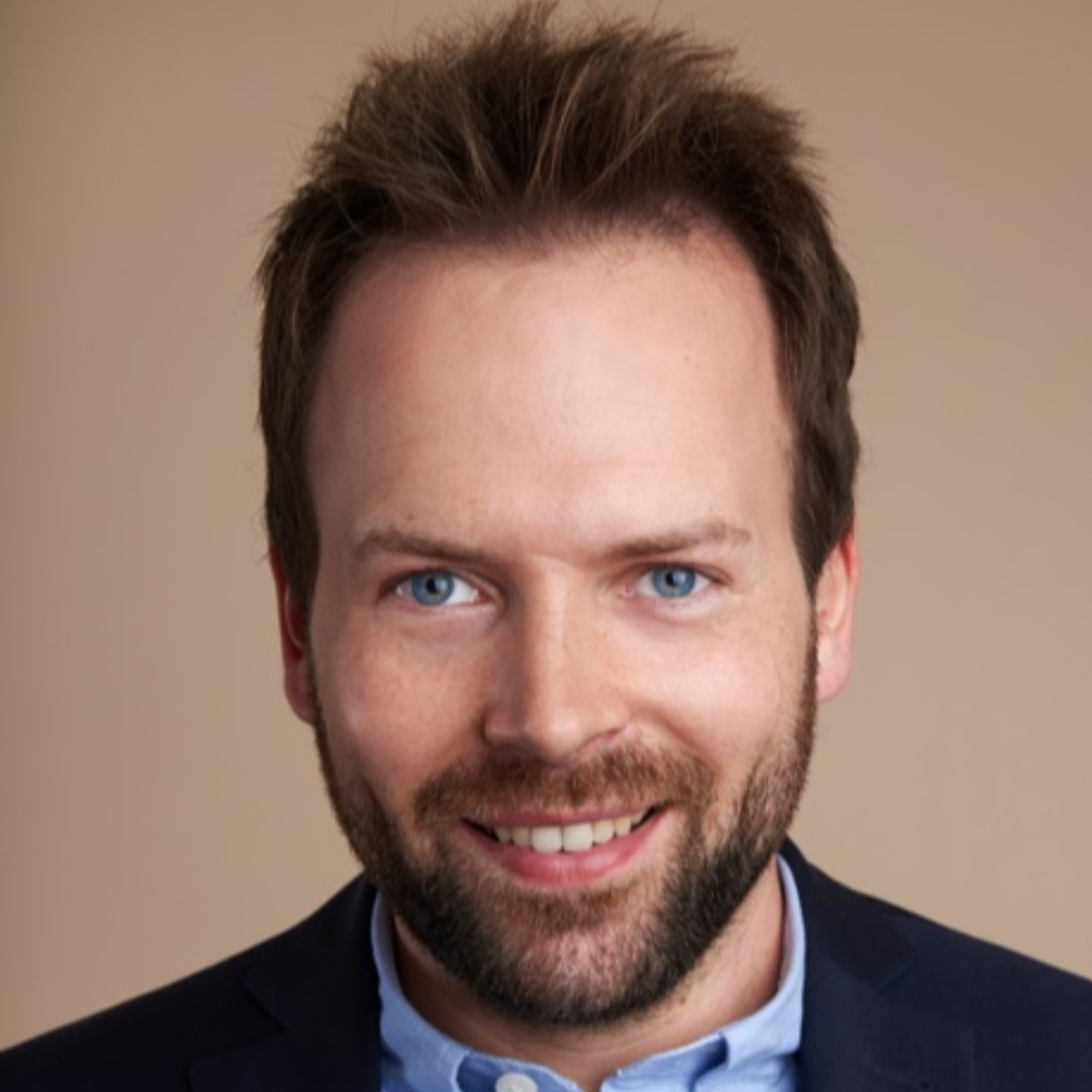 Dipl.Ing. Max Hesse Consultant to the Management for CX and Data