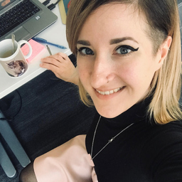 Júlia Lilla Hanák