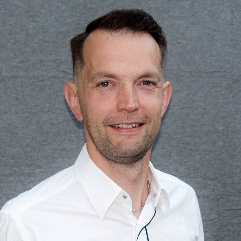 Roger Vogel Senior Marketing & Communication Manager HR4YOU AG XING