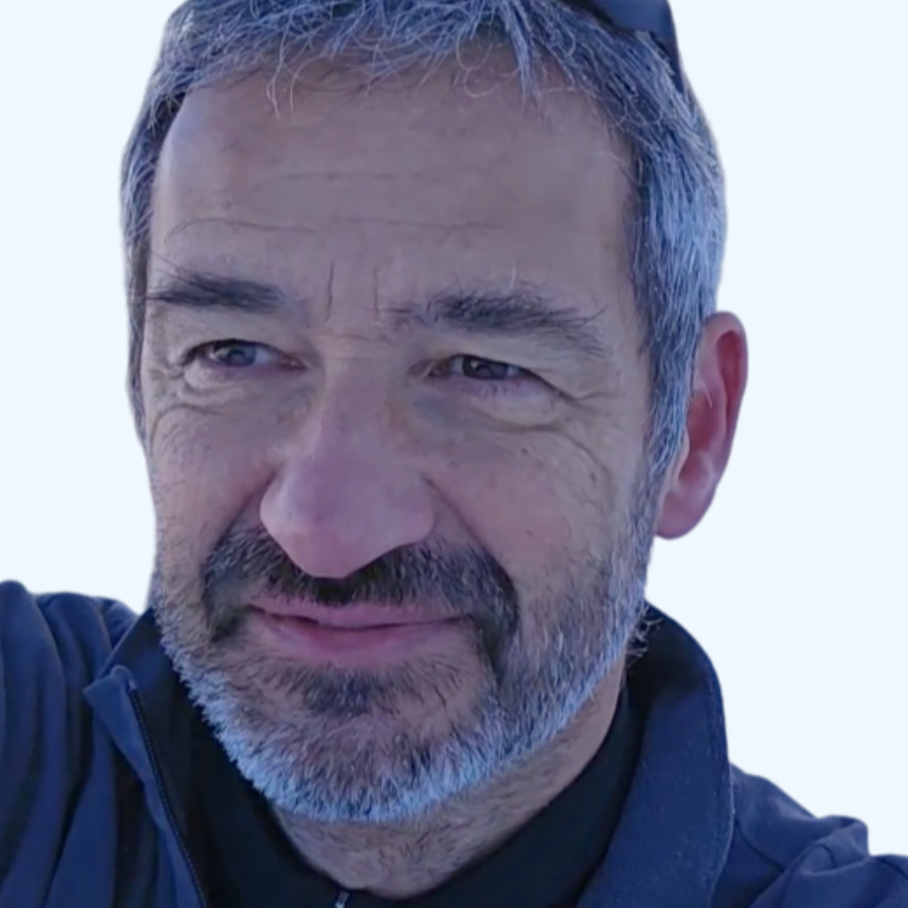 Dr. Daniel Bernasconi Chief Information Officer (CIO) TWINT AG XING