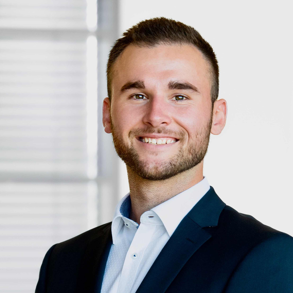 Dominik Lindner Presales Manager INNOSYSTEC GmbH XING