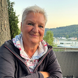 Christine Link