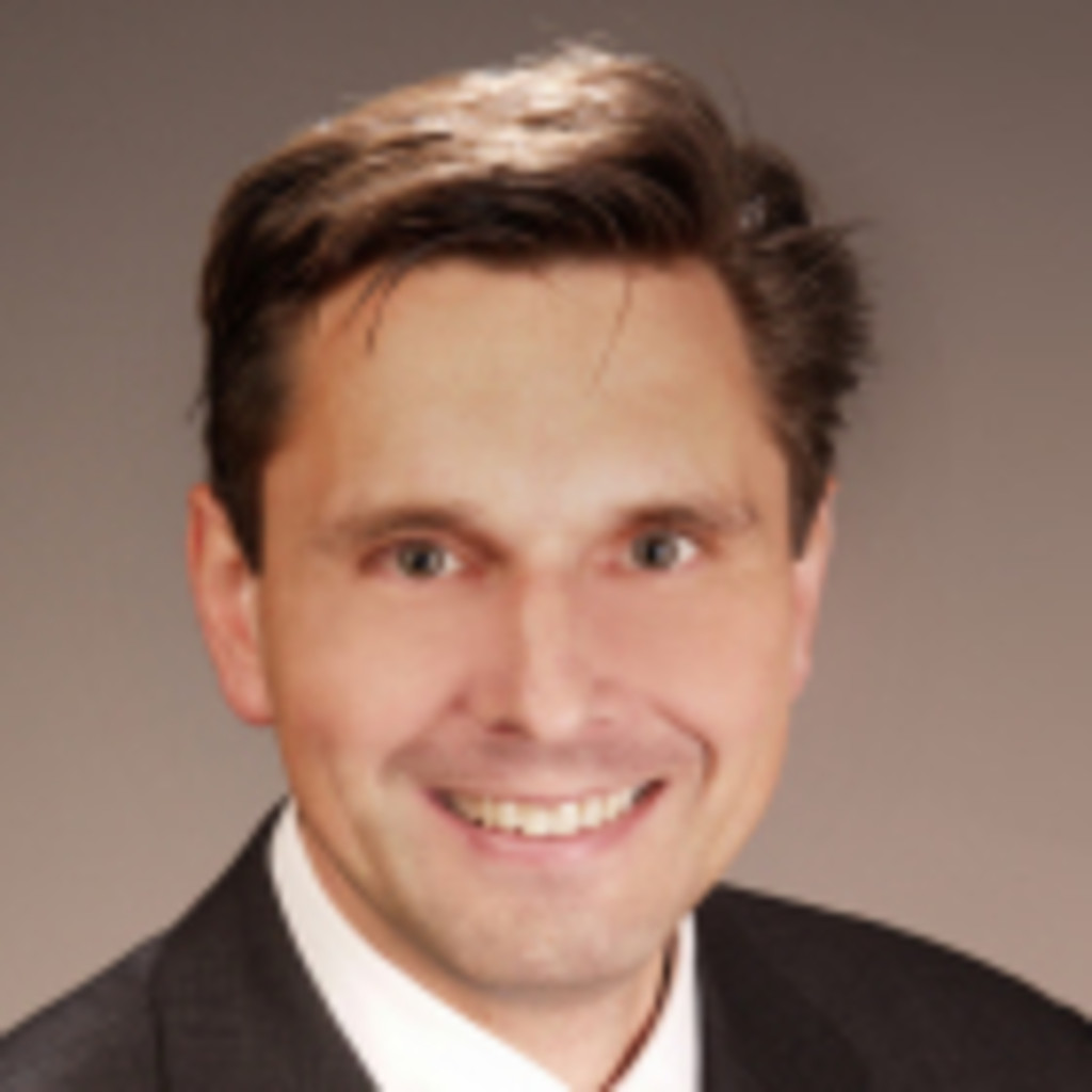 Ralf Arndt Direktor Swiss Re XING