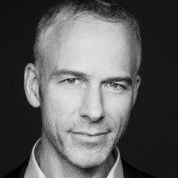 Prof. Lucas de Groot