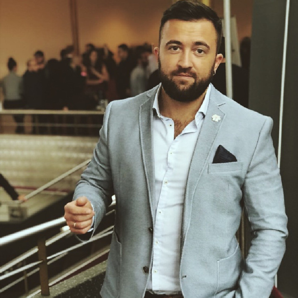 Dimitri Nowikow Geschäftsführer Easyfitness XING