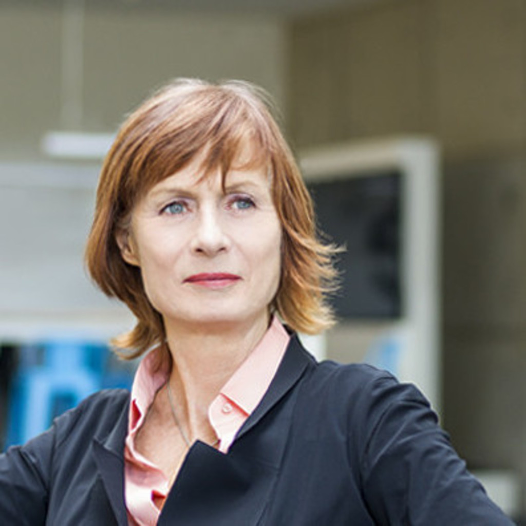 Dipl.Ing. Andrea Vey MediaBeraterin FORUM Wirtschaftszeitung IHK