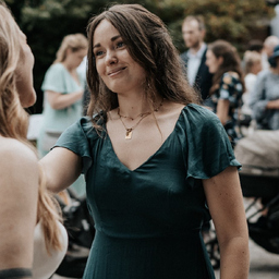 Linda Hüsken