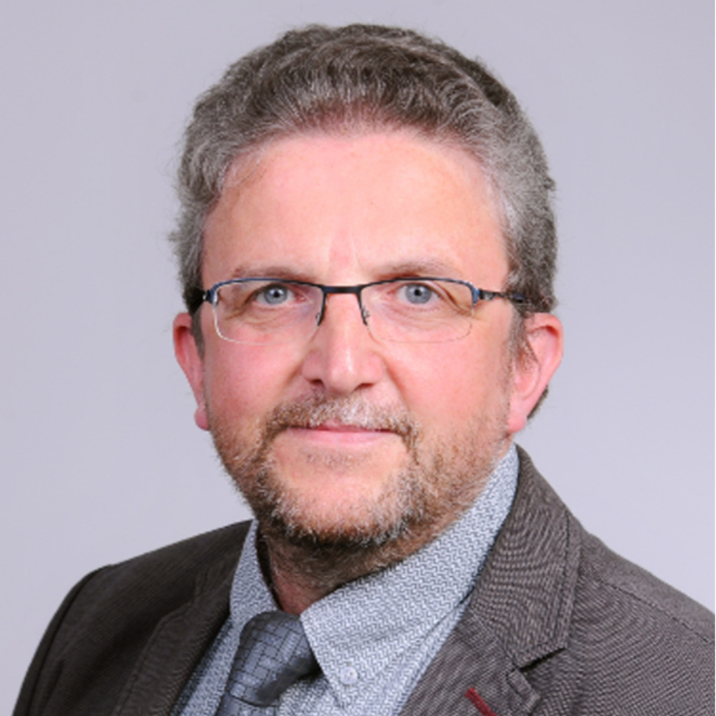 André Albrecht Senior Systems Engineer and Architect Quintec GmbH