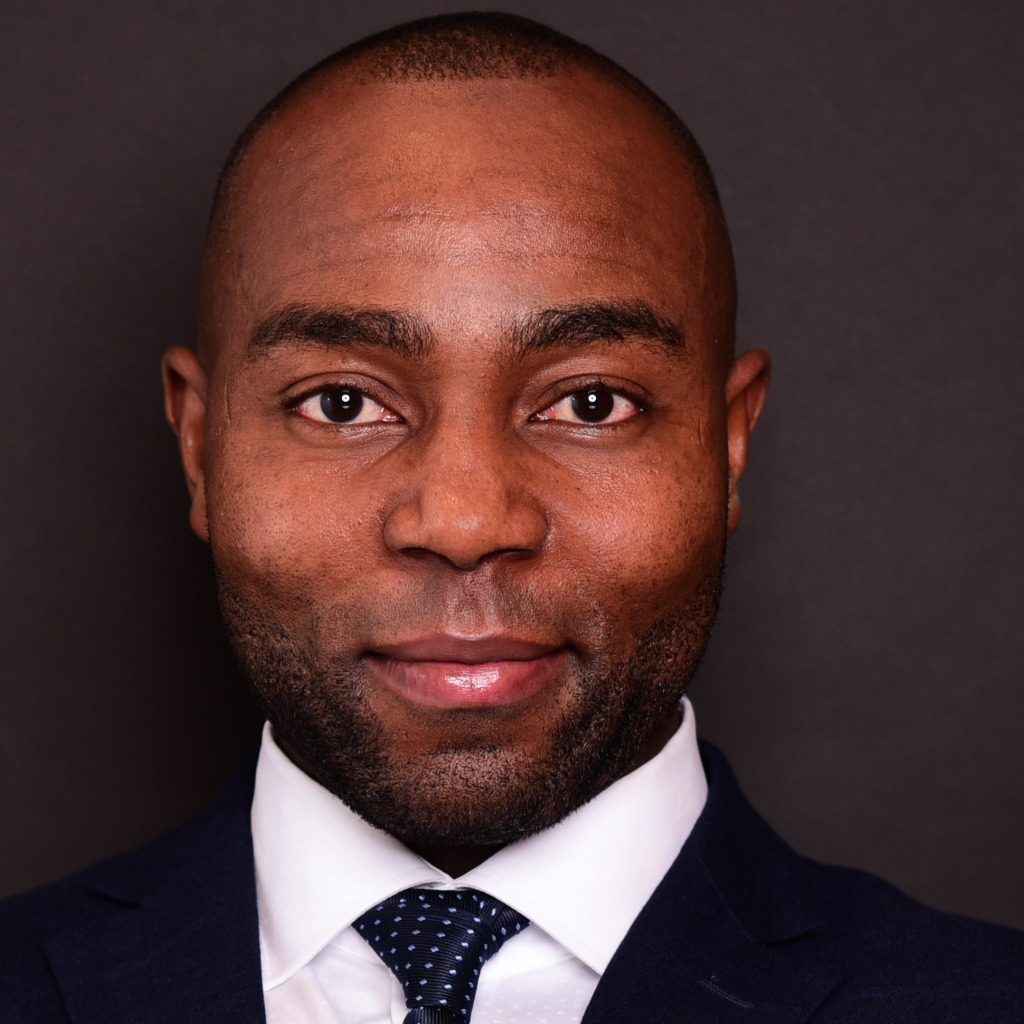 Tobe Duru Programm Manager ApoGlide Consulting GmbH XING