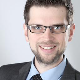 Dr. Lars Steinke