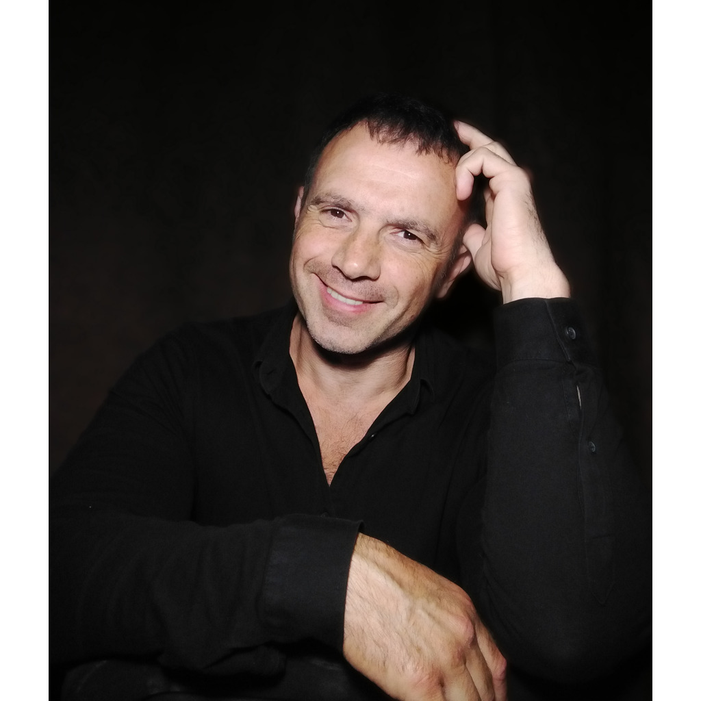 Alexander Ehrlich Actor, Director Malyshchitsky Chamber Theater XING