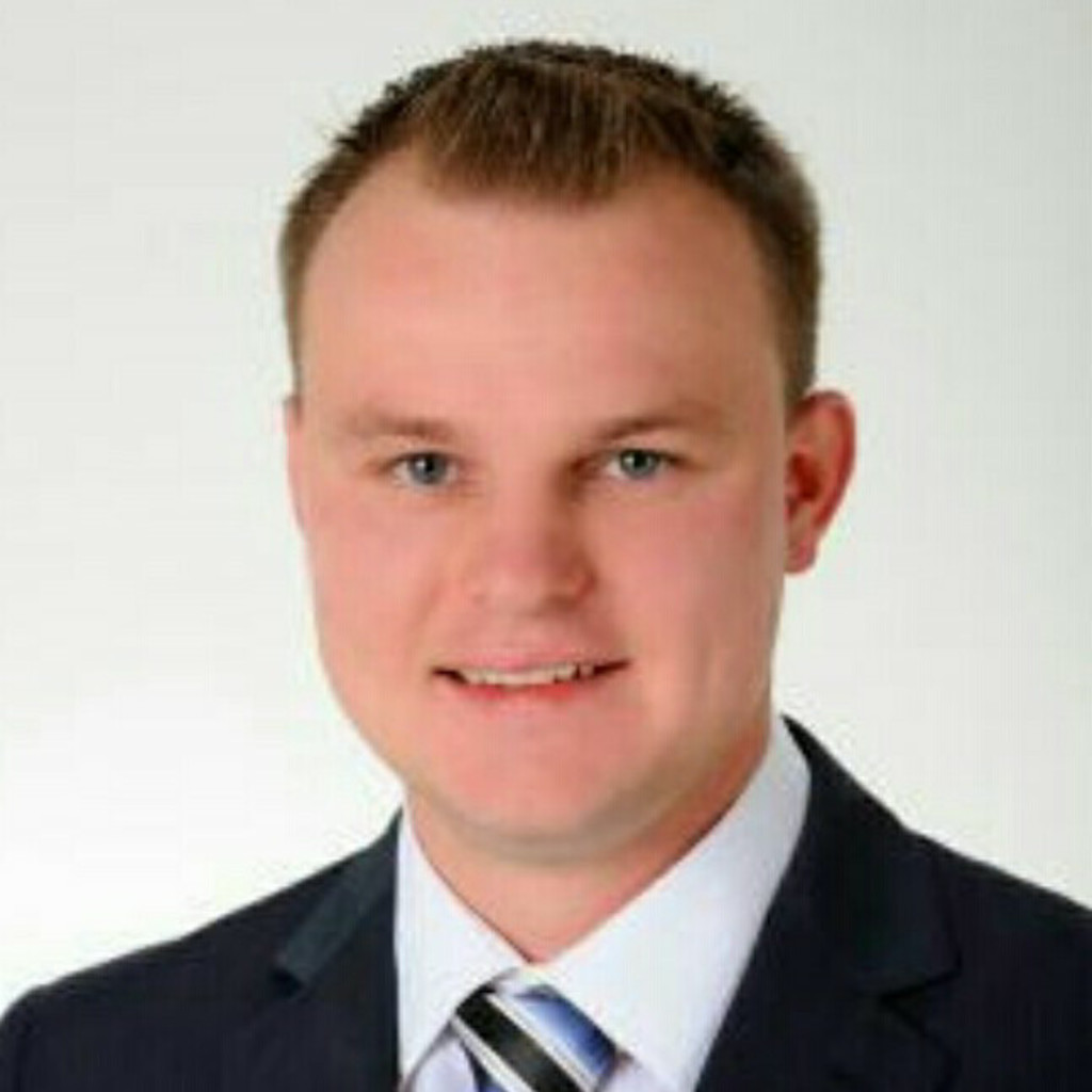 Dipl.Ing. Gerhard Eggenreich Program Manager Segment AMM SVI