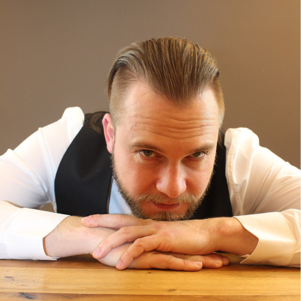 Sebastian Arenberg Geschäftsführer Arenberg Möbel&Raumgestaltung XING