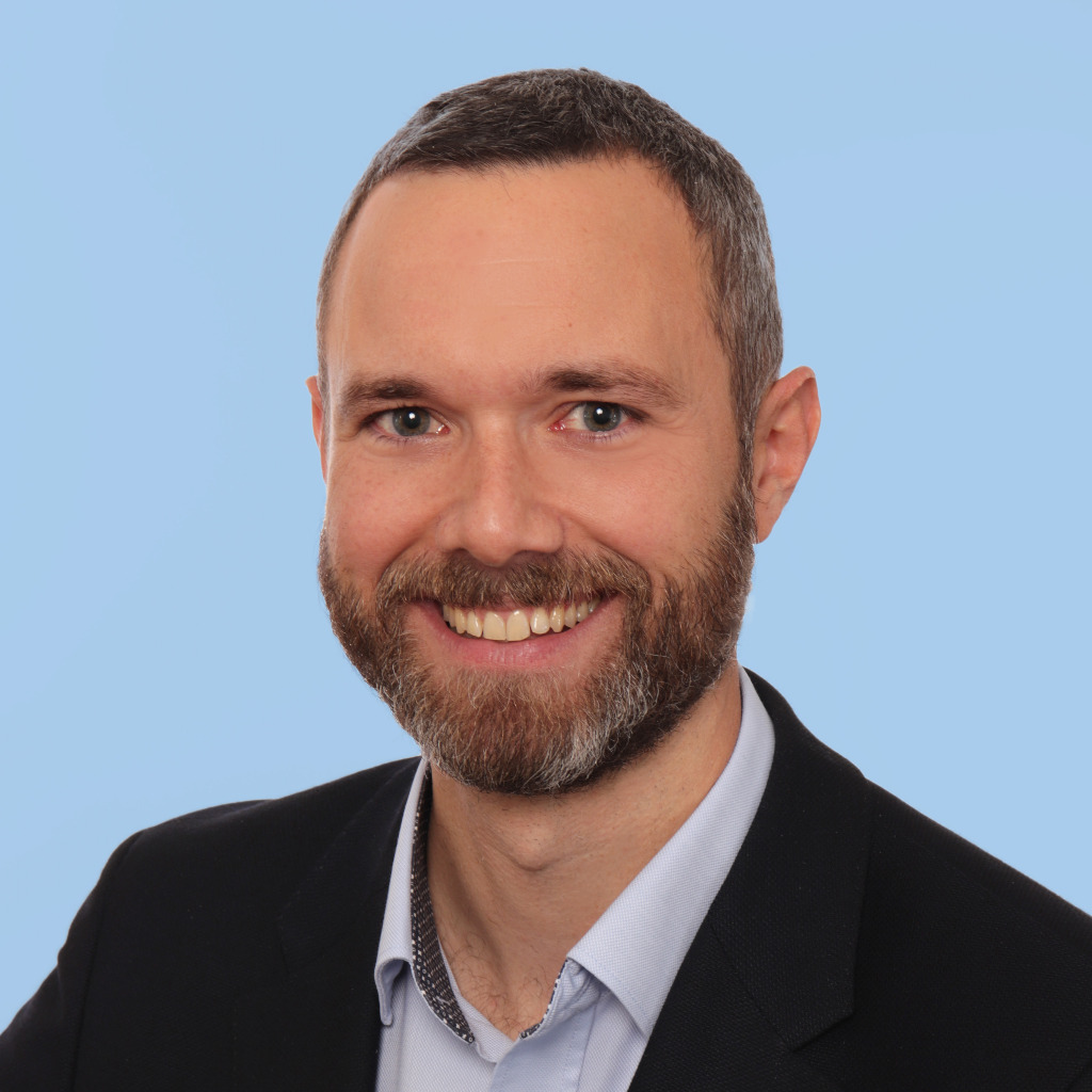 tobias-godzik-senior-business-director-general-manager-material