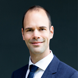 Dr. Felix Goll