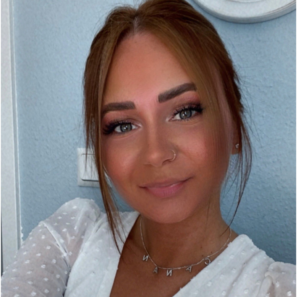 Canan Komar Kauffrau für Versicherungen und Finanzen Allianz in