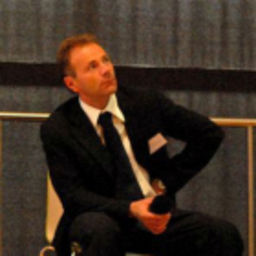Dr. Geert Doumen