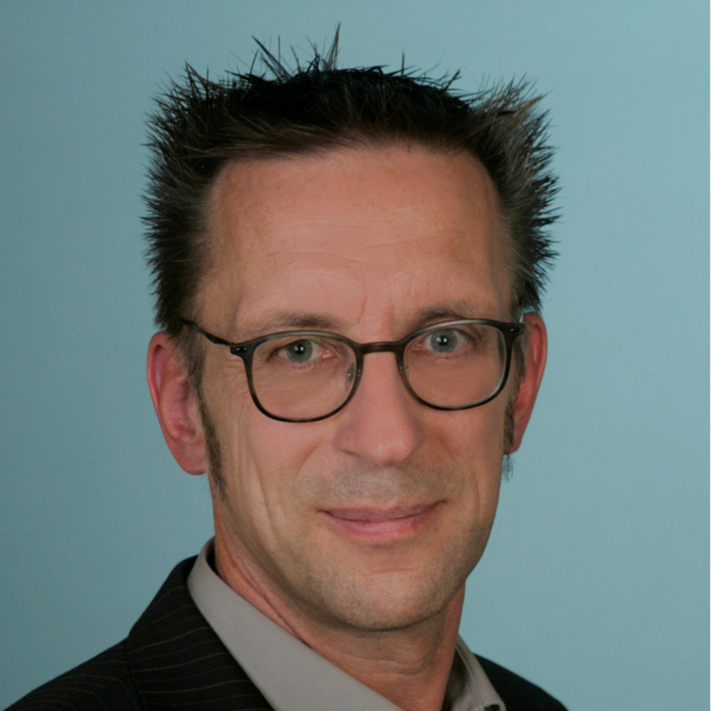 Dipl.Ing. Andreas Plöntzke Leitung HSE Vibracoustic XING