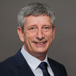 Dr. Andreas Dubois