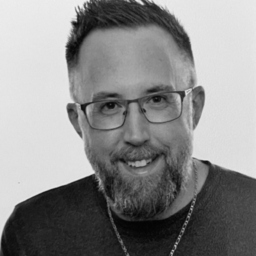 Thomas Hau