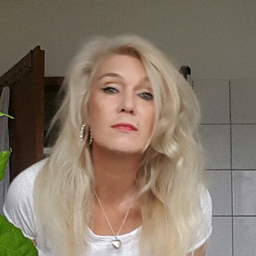 Nicole Hornbostel