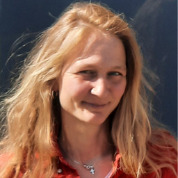 Dr. Julia Gottwald