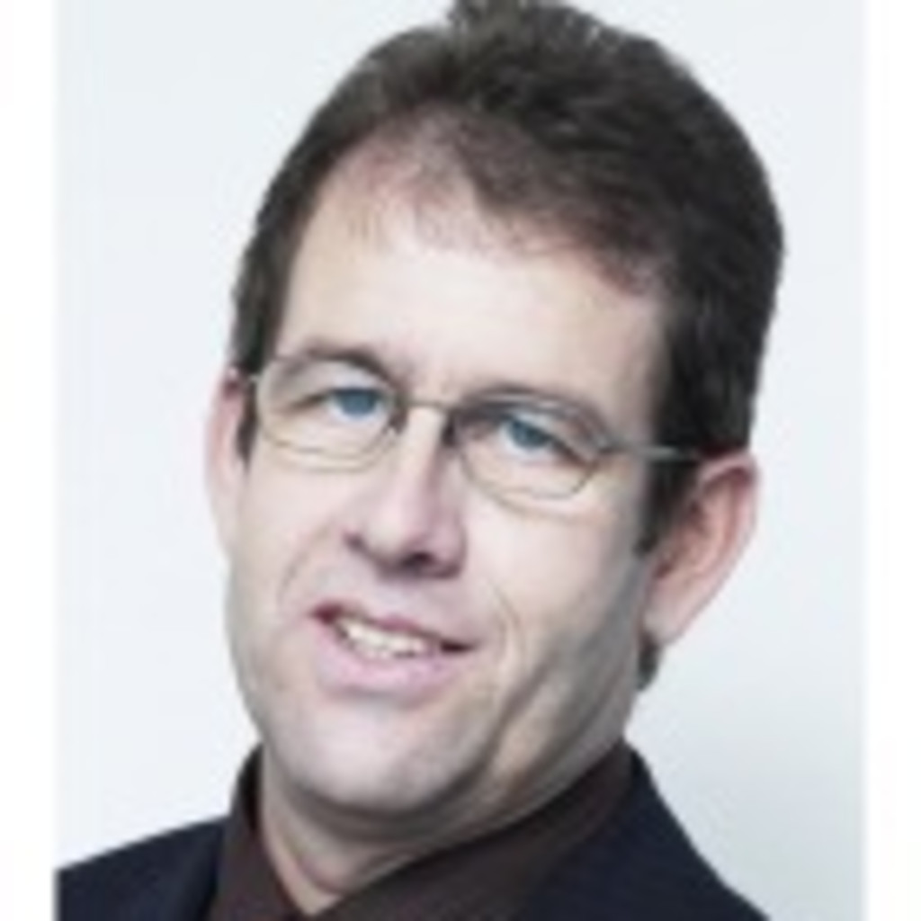 HansPeter Mayer dipl. Augenoptikrmeister / GF Optik Bötschi AG XING