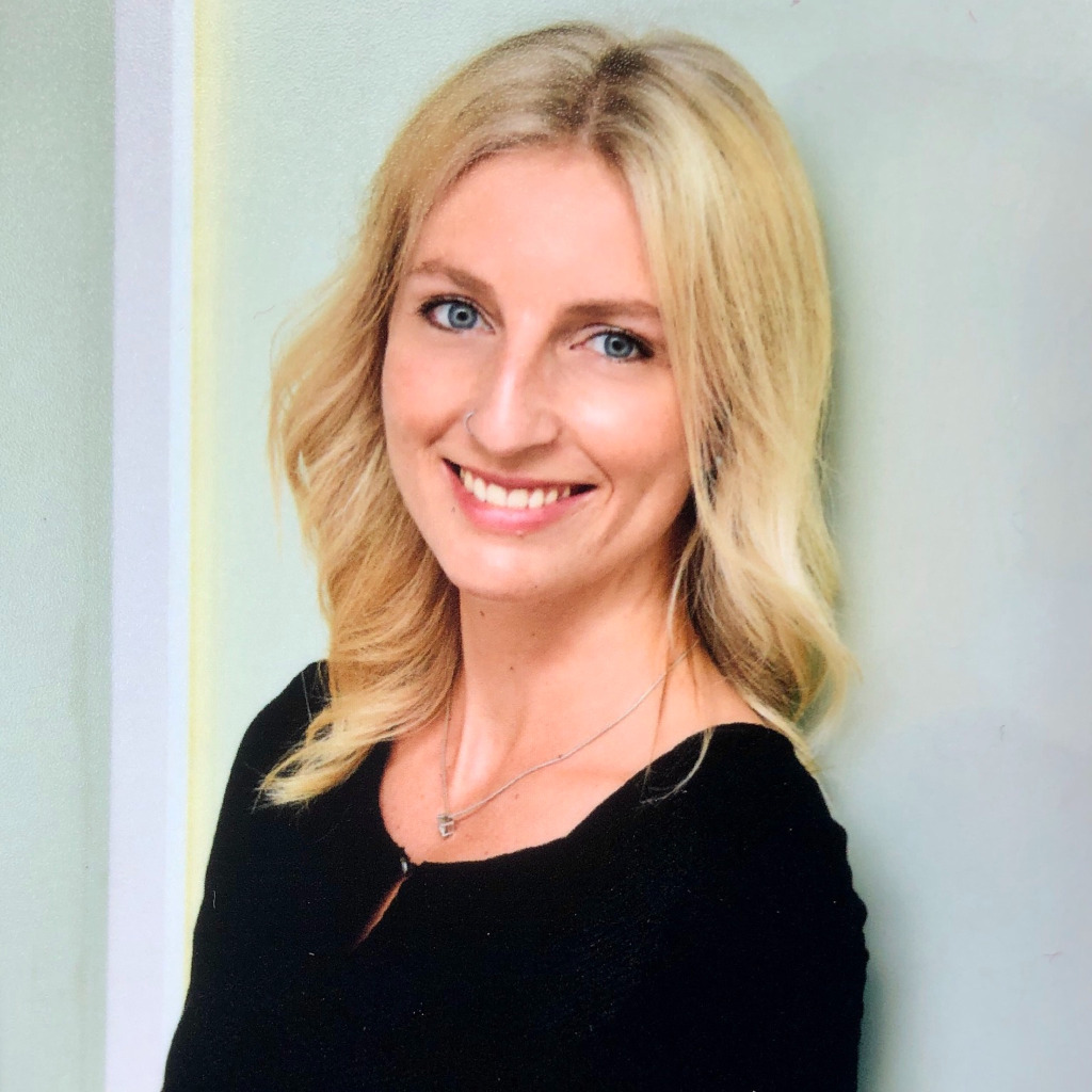 Pia Stenpaß Customer Service Agent L&S Maersk XING