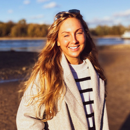 Julia Baruth