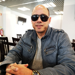 EDUARDO SANTOS