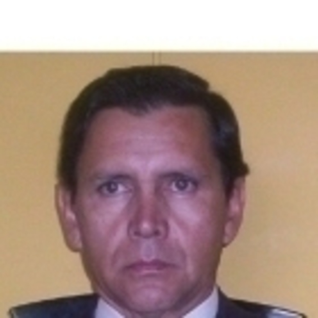 Prof. Nestor Manrique Gerente Develsoft E. U. XING