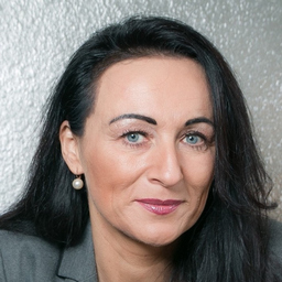 Christiane Peine
