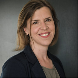 Dr. Nicole Witt