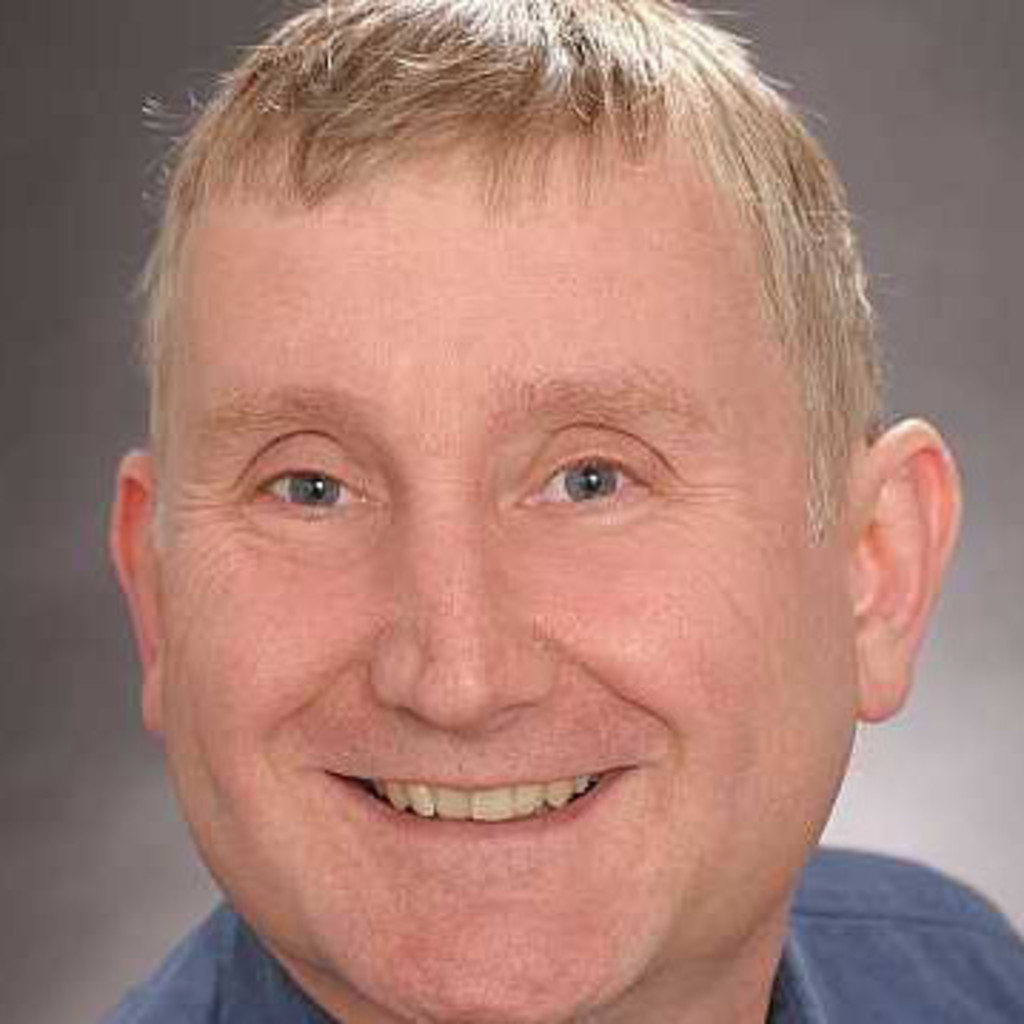 Dipl.Ing. Frank Thoem Senior PLM Consultant CENIT AG XING